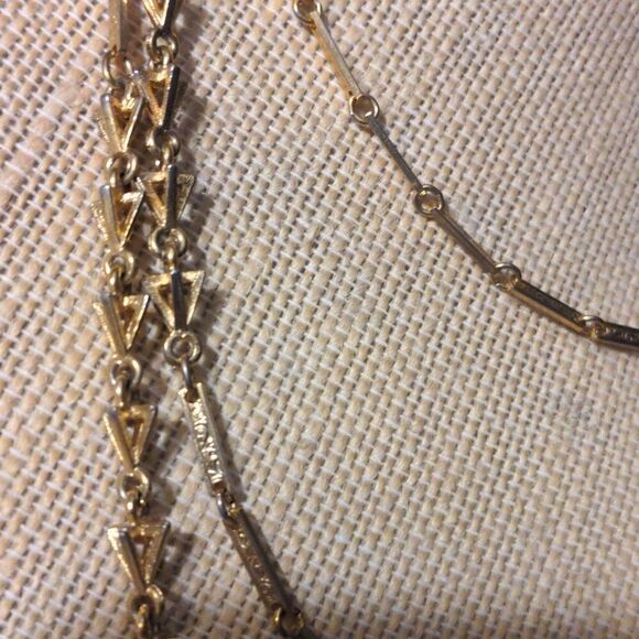 š¤©ā GoldātoneāchainĀ necklaceāš¤©ā2āforā$20 - Picture 3 of 6